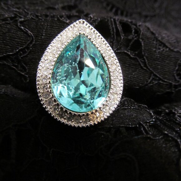 Faux Blue Topaz Faux Paraiba Tourmaline & Faux Diamond Silver Tone Ring Size 10 - Picture 5 of 16